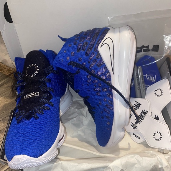 LeBron XVII MTAA - Picture 3 of 6